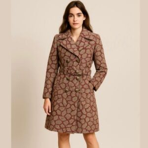 80s Vintage boucle wine beige belted womens winter coat Size 4